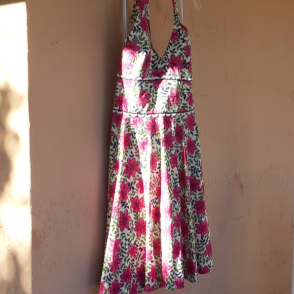 Lilly Pulitzer halter dress - Picture 1 of 7